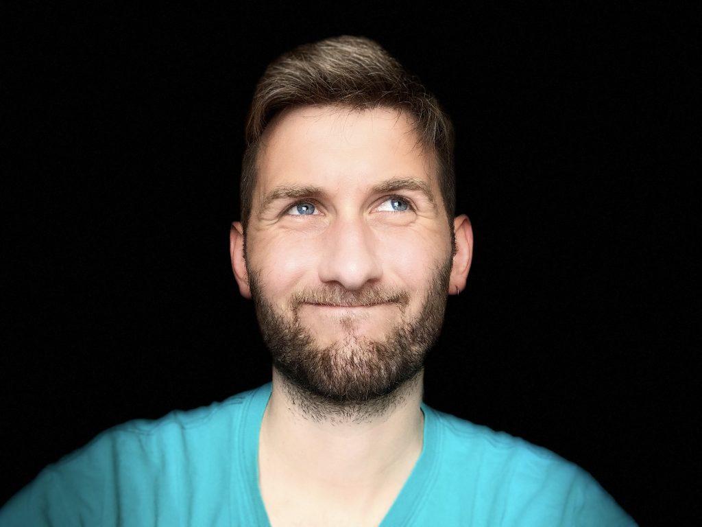 Dan runs 50 Minute Moments